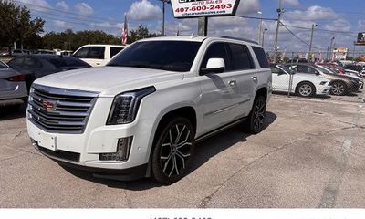 2019 Cadillac Escalade Platinum