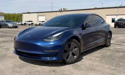 2022 Tesla Model 3 Long Range
