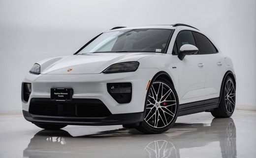 2025 Porsche Macan 4S Electric