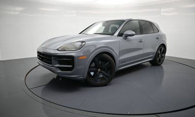 2026 Porsche Cayenne GTS