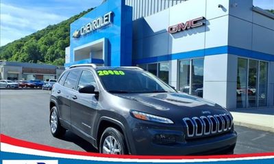2017 Jeep Cherokee Latitude Longitude North