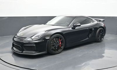 2016 Porsche Cayman GT4