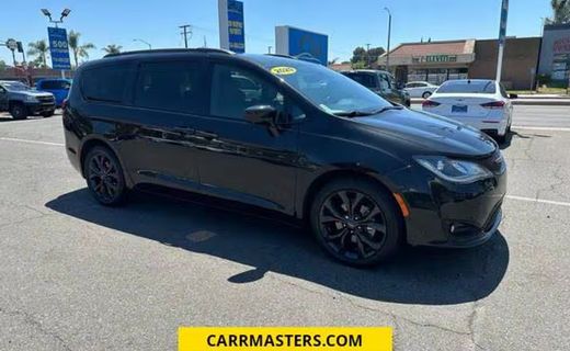 2020 Chrysler Pacifica Touring L Plus