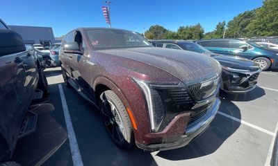 2026 Cadillac Escalade IQ Sport 2