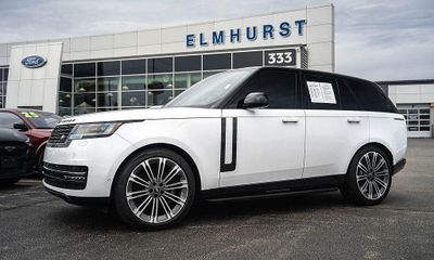 2024 Land Rover Range SE