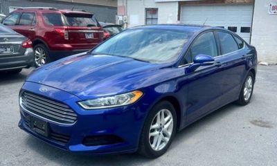 2014 Ford Fusion SE