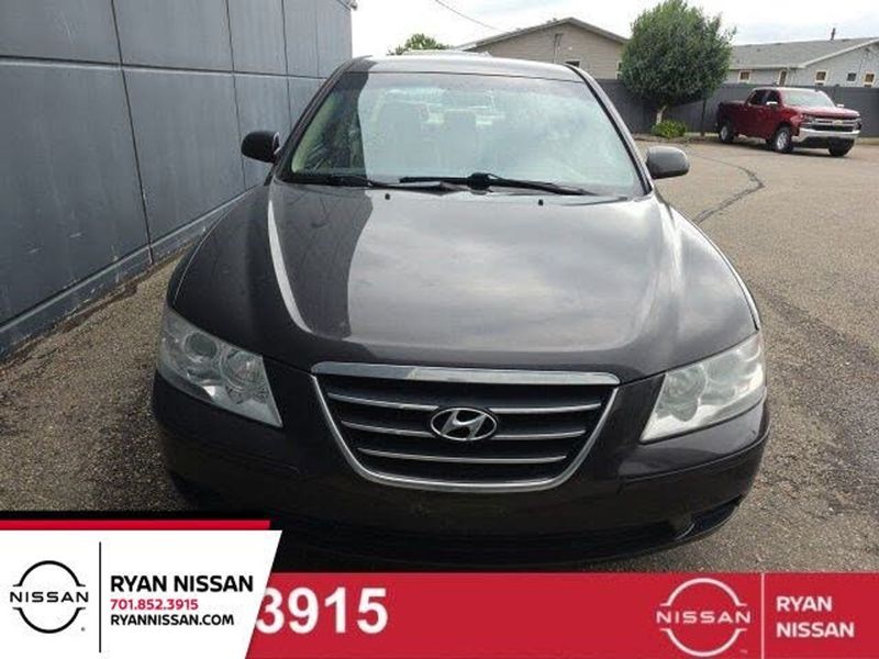 2009 Hyundai Sonata — a typically priced live listing