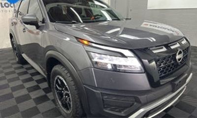 2026 Nissan Pathfinder SV