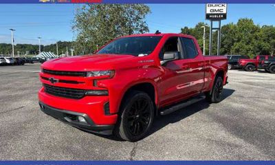 2019 Chevrolet Silverado RST