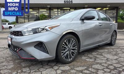 2023 Kia Forte GT Line