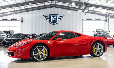2010 Ferrari 458 Italia Coupe