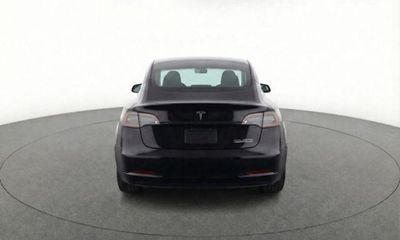 2022 Tesla Model 3 Performance