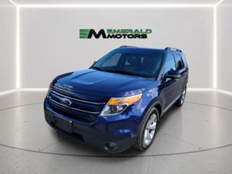 2011 Ford Explorer — a typically priced live listing