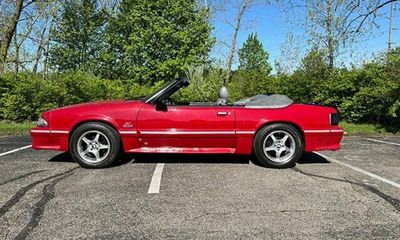 1989 Ford Mustang GT