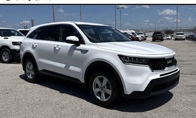 2022 Kia Sorento LX