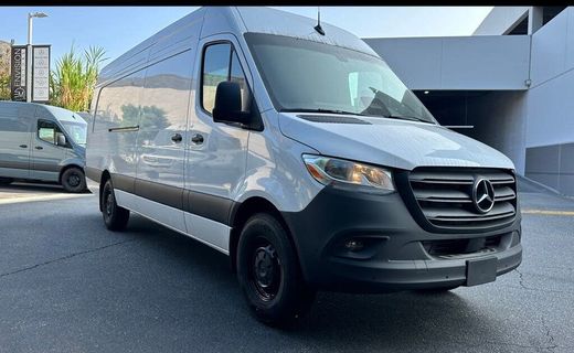 2025 Mercedes-Benz Sprinter 907