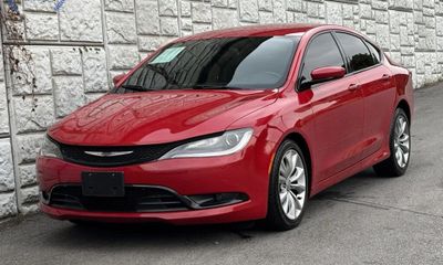 2016 Chrysler 200 200S