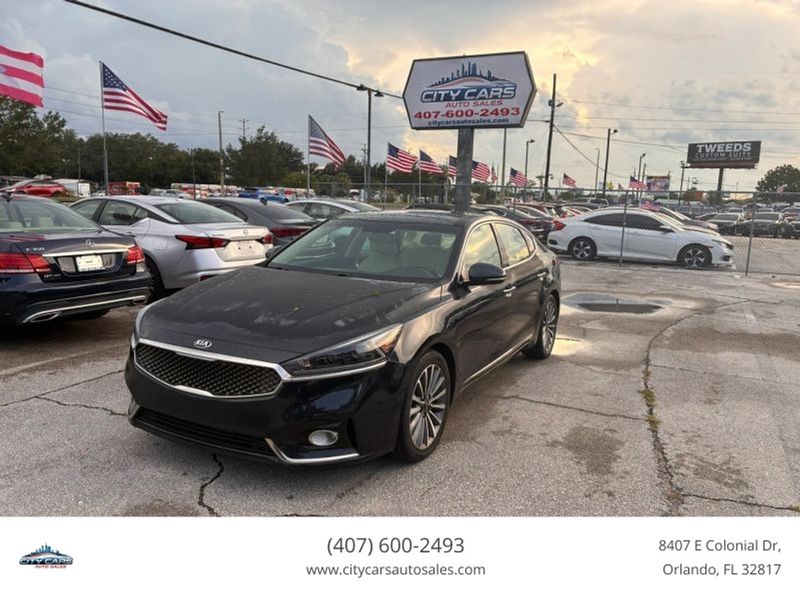 Representative 2017 Kia Cadenza photo