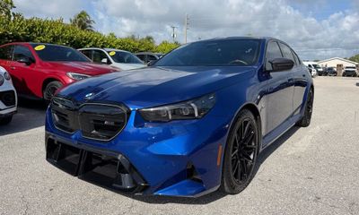 2026 BMW M5