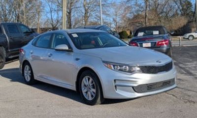 2015 Kia Optima GL Middle LOW