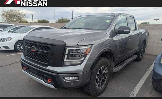 2021 Nissan Titan