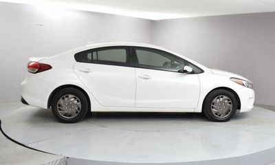 2018 Kia Forte LX POP S