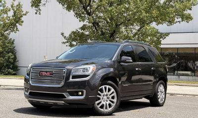 2015 GMC Acadia Denali