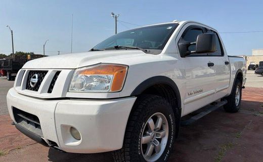 2010 Nissan Titan XE