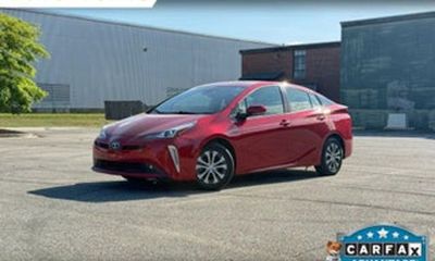 2019 Toyota Prius LE XLE