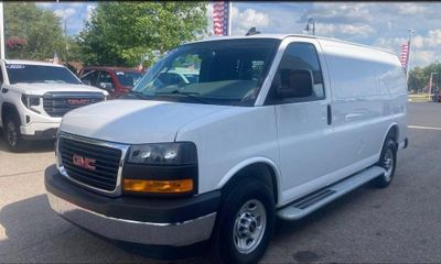 2025 GMC Savana 2500
