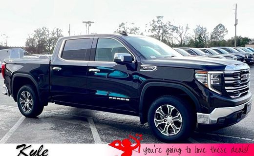 2025 GMC Sierra SLT