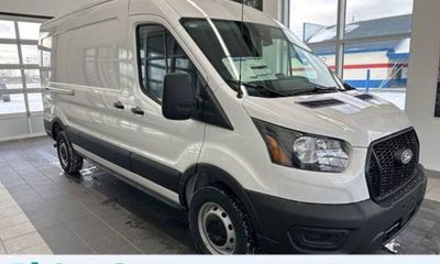 2026 Ford Transit Medium Roof