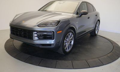 2026 Porsche Cayenne S E Hybrid
