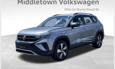 2025 Volkswagen Taos 4Motion S