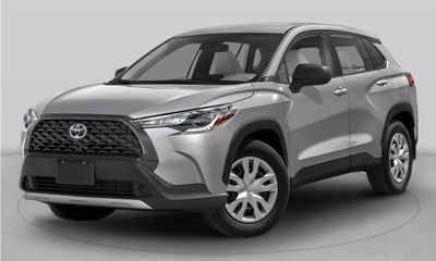 2025 Toyota Corolla Cross XLE