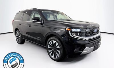 2025 Ford Expedition Platinum