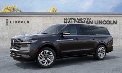 2027 Lincoln Navigator L Reserve