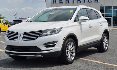 2017 Lincoln MKC Select