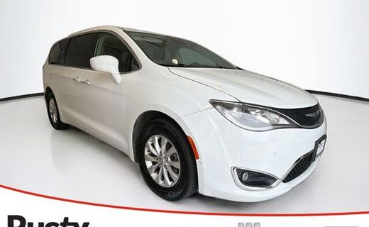 2019 Chrysler Pacifica Touring Plus