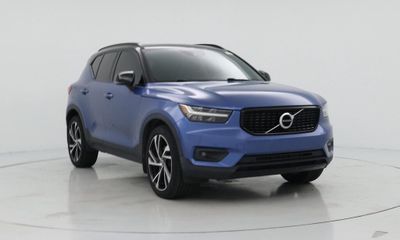 2021 Volvo XC40