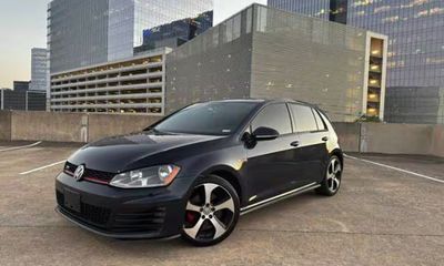 2015 Volkswagen GTI S