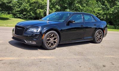 2017 Chrysler 300 300S