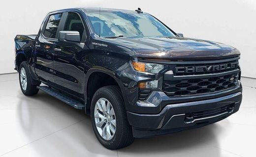 2022 Chevrolet Silverado Custom