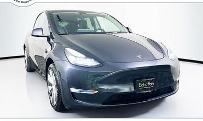 2024 Tesla Model Y Long Range