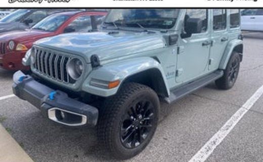 2025 Jeep Wrangler Sahara
