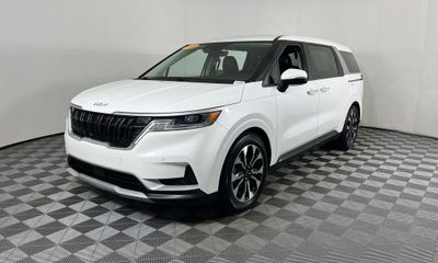 2022 Kia Carnival EX