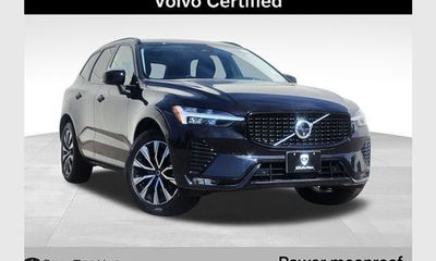 2025 Volvo XC60 Plus Dark