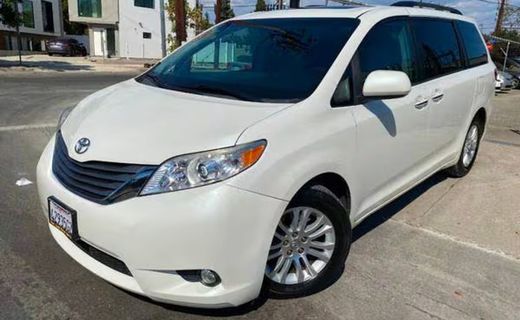 2017 Toyota Sienna