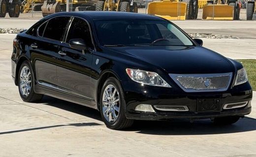 2007 Lexus LS 460