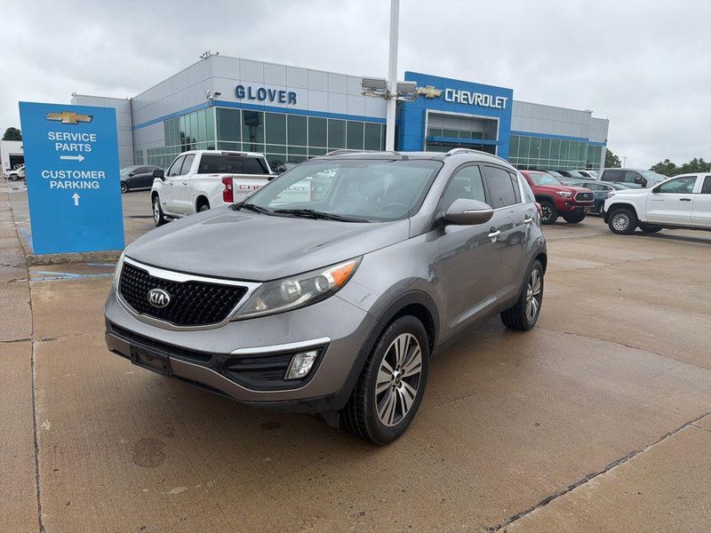2014 Kia Sportage — a typically priced live listing